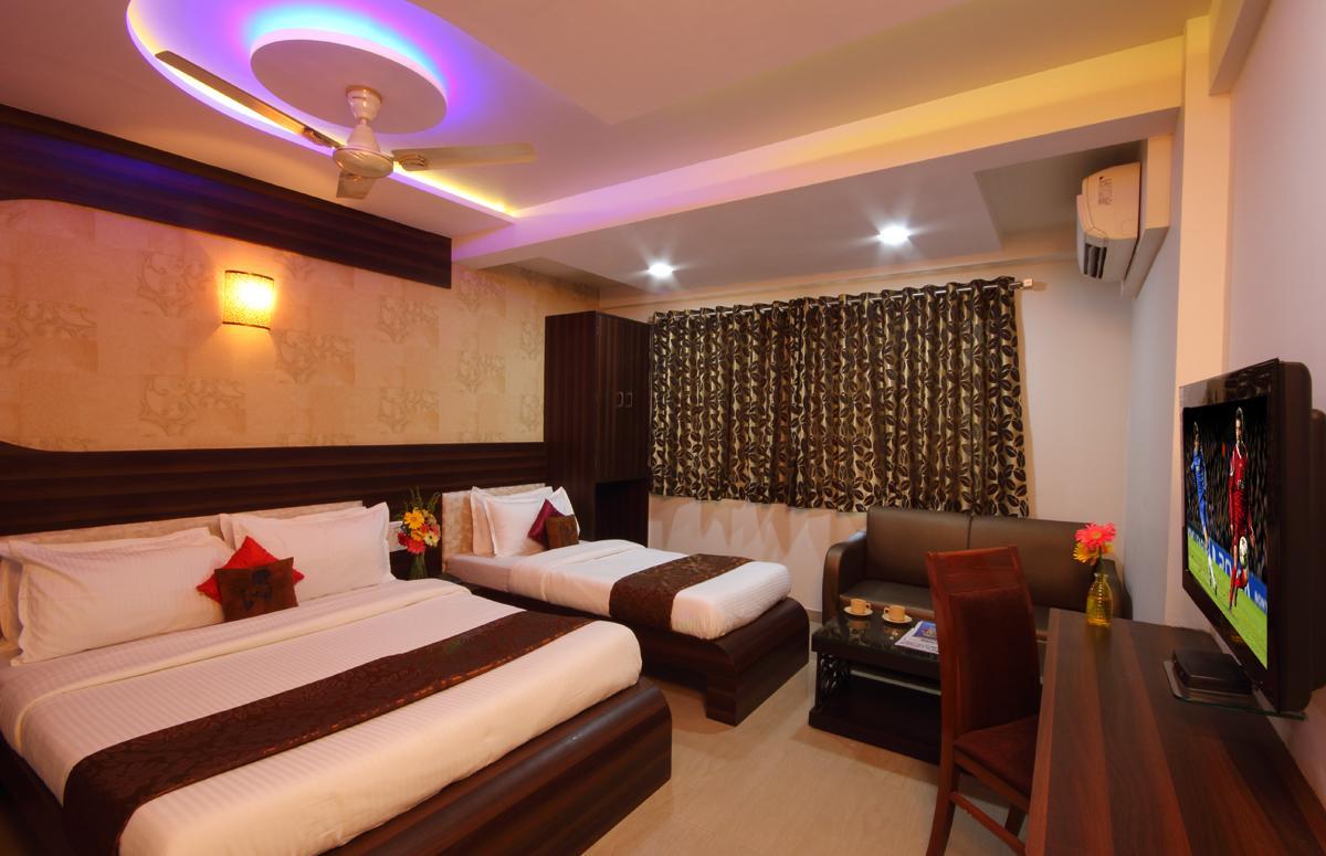 Hotel Railway Inn Thane Exteriör bild