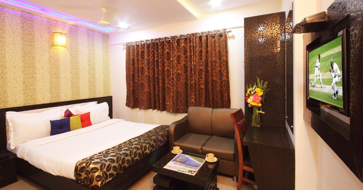 Hotel Railway Inn Thane Exteriör bild